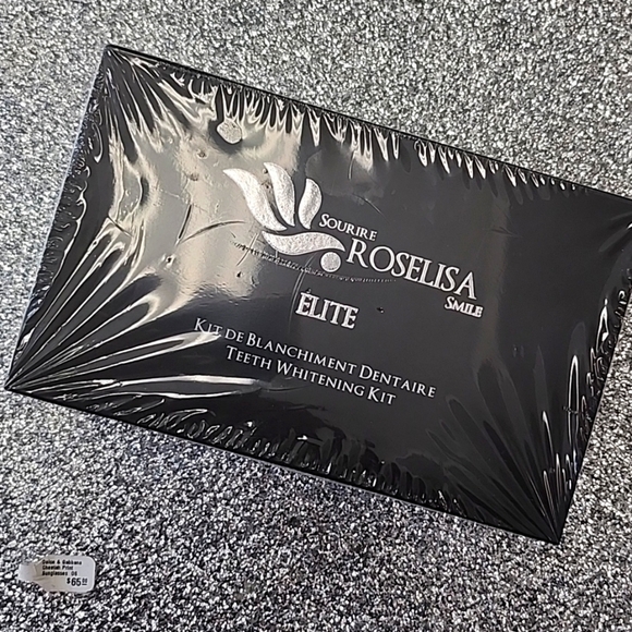 The Roselisa Smile ELITE Teeth Whitening Kit - Picture 1 of 3